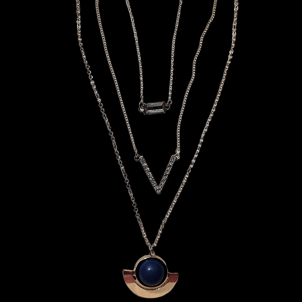 ⚓Gold toned necklace set from Kohl's. 3 layers.